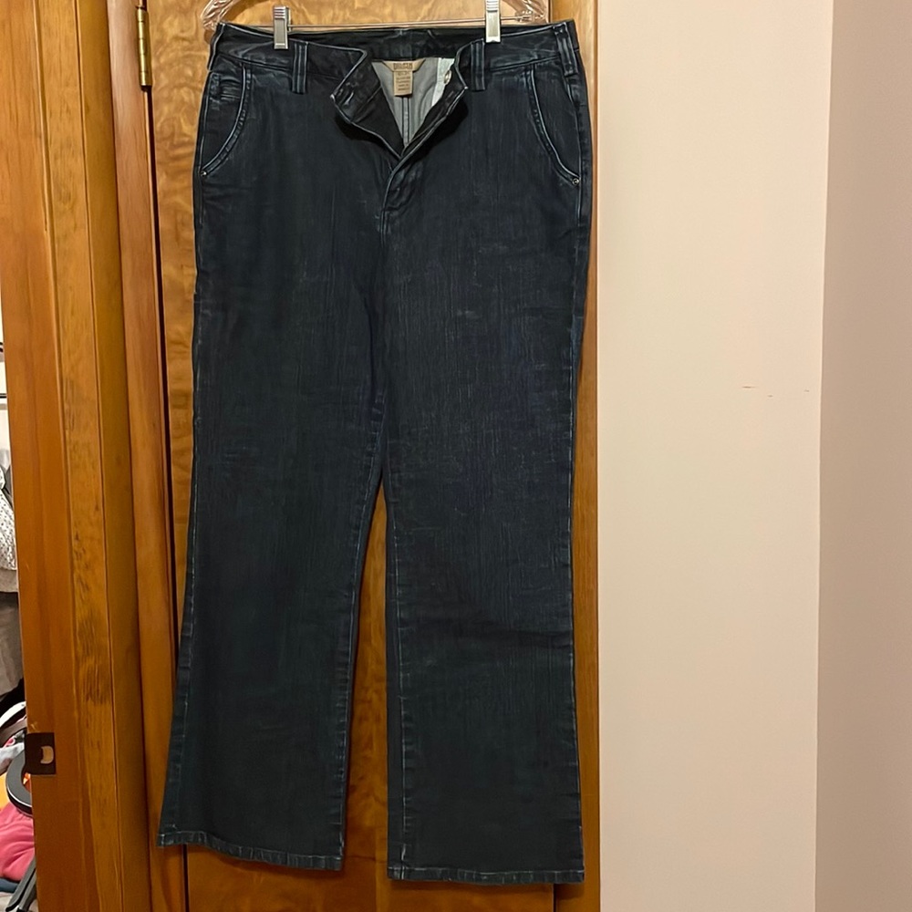 NWOT Women’s Duluth blue jeans